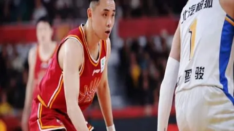 贝蒂斯球员伊斯科因黄牌停赛，无缘与巴萨的比赛，上诉无果